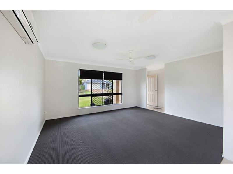 22 Redbank Court, Mount Louisa QLD 4814