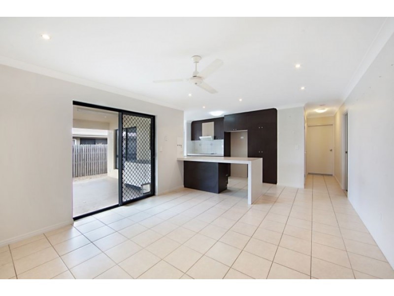 22 Redbank Court, Mount Louisa QLD 4814