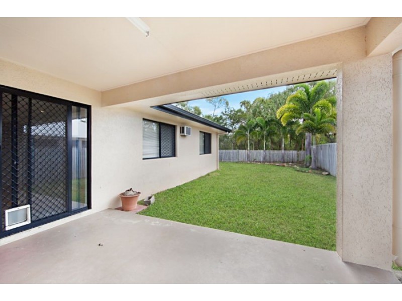 22 Redbank Court, Mount Louisa QLD 4814