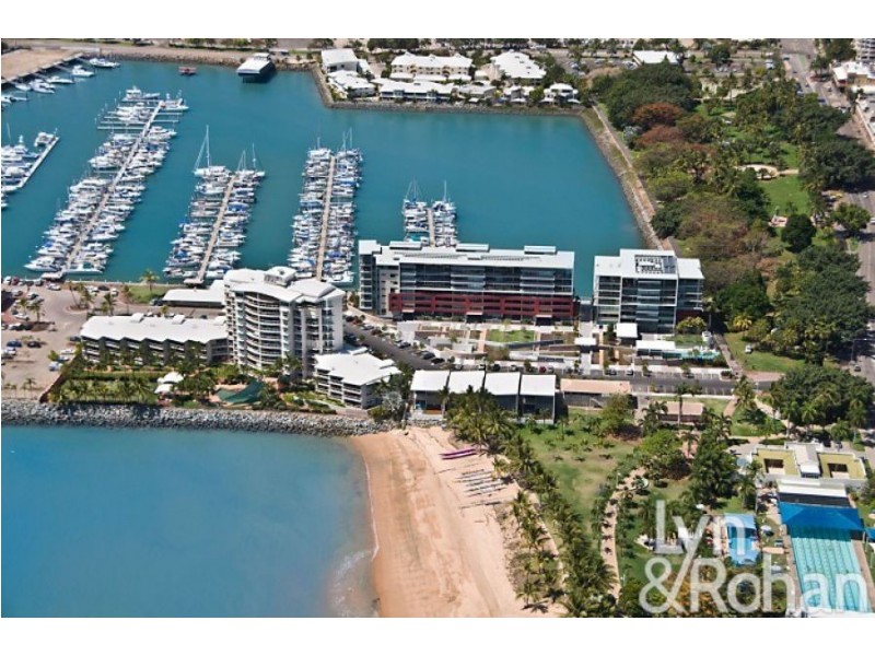 2104/6 Mariners Drive, Townsville City QLD 4810