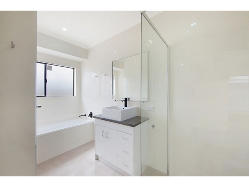 83 Sunhaven Boulevard, Burdell QLD 4818