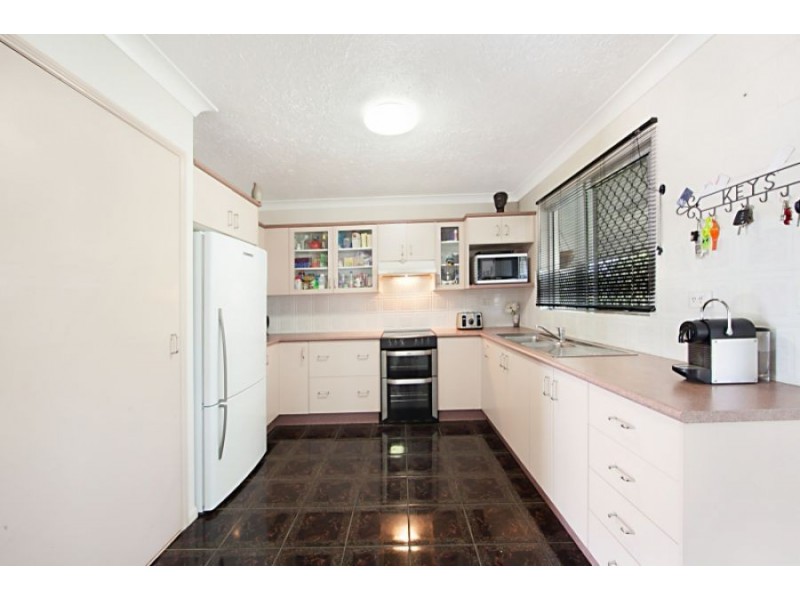 11 Equardo Road, Mount Low QLD 4818