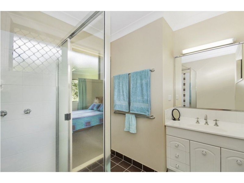 6 Heather Avenue, Rasmussen QLD 4815