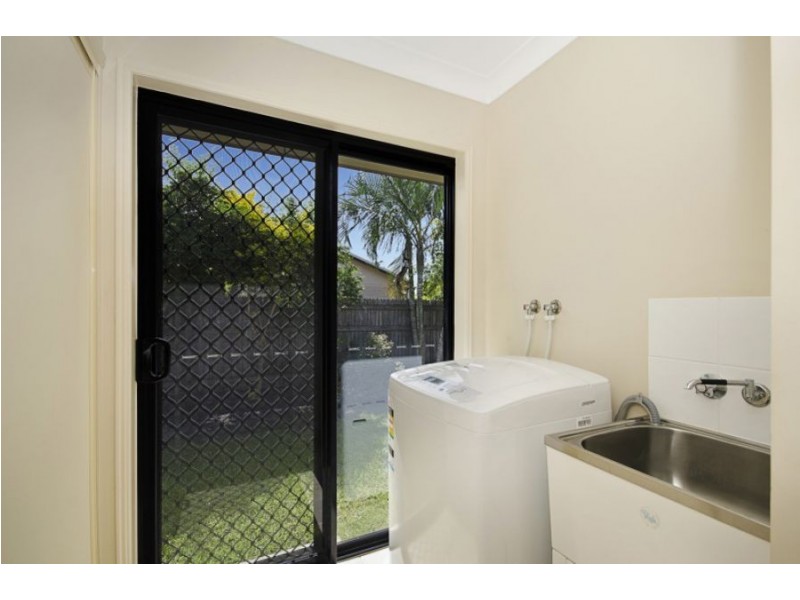 6 Heather Avenue, Rasmussen QLD 4815