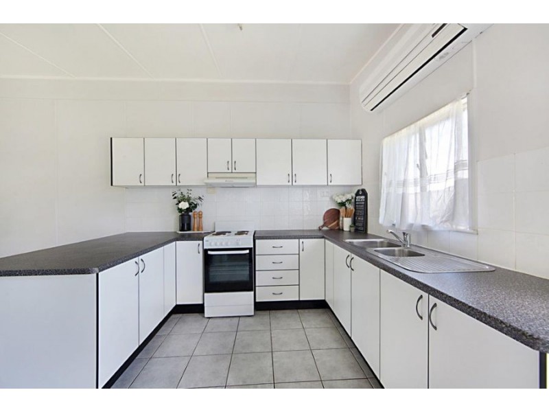 1/39 Garden Street, Mundingburra QLD 4812