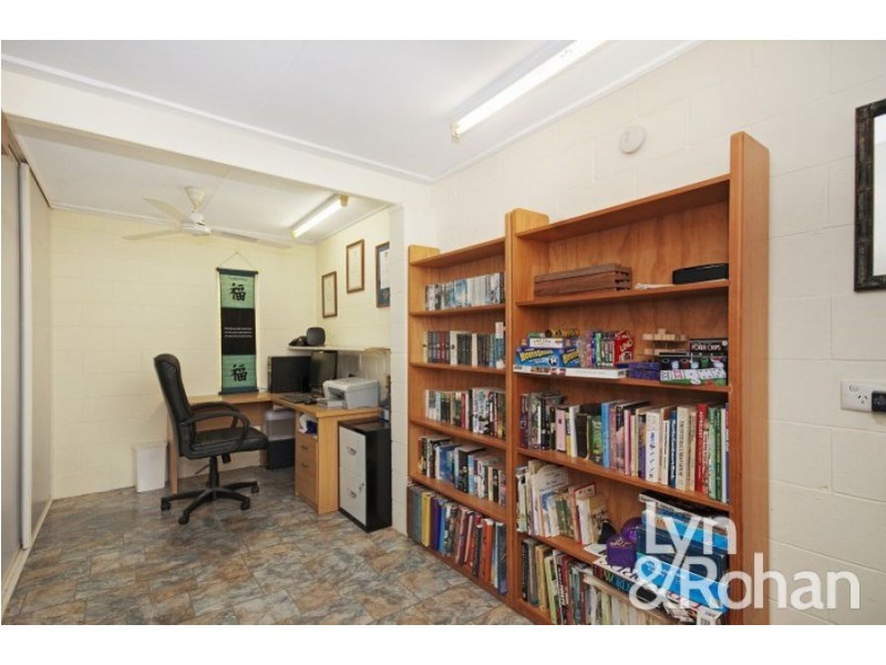 77 Tam O’Shanter Drive, Kirwan QLD 4817