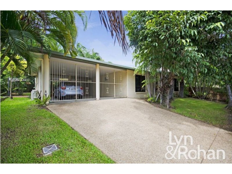 2 Bedrock Court, Mount Louisa QLD 4814