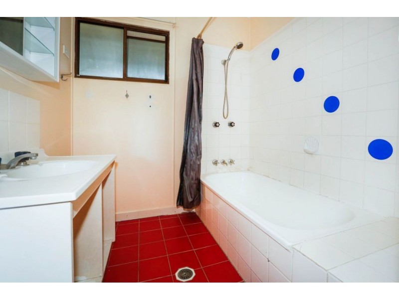 11 Alan John Street, Kelso QLD 4815