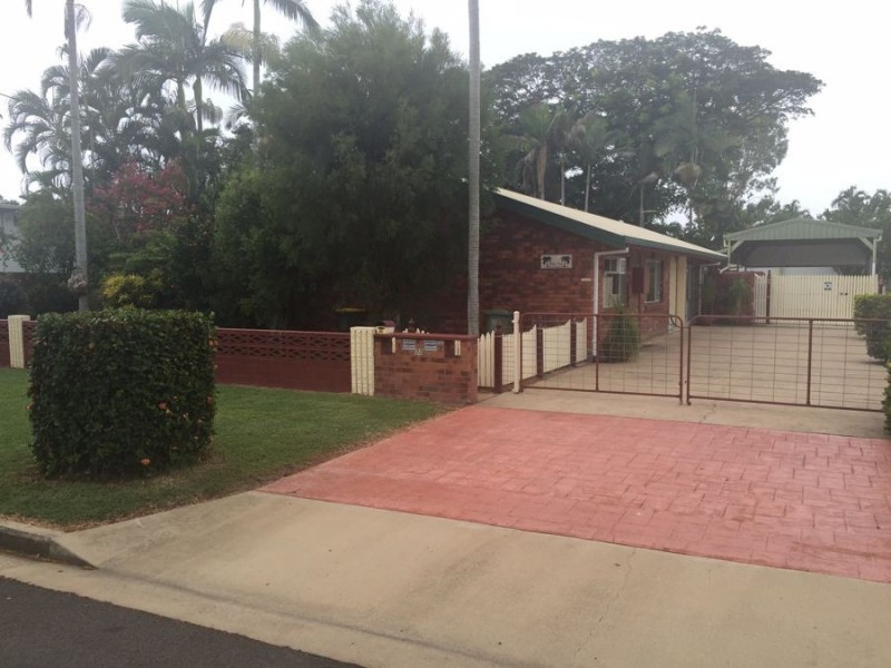 1/30 Fraser Ave, Cranbrook QLD 4814