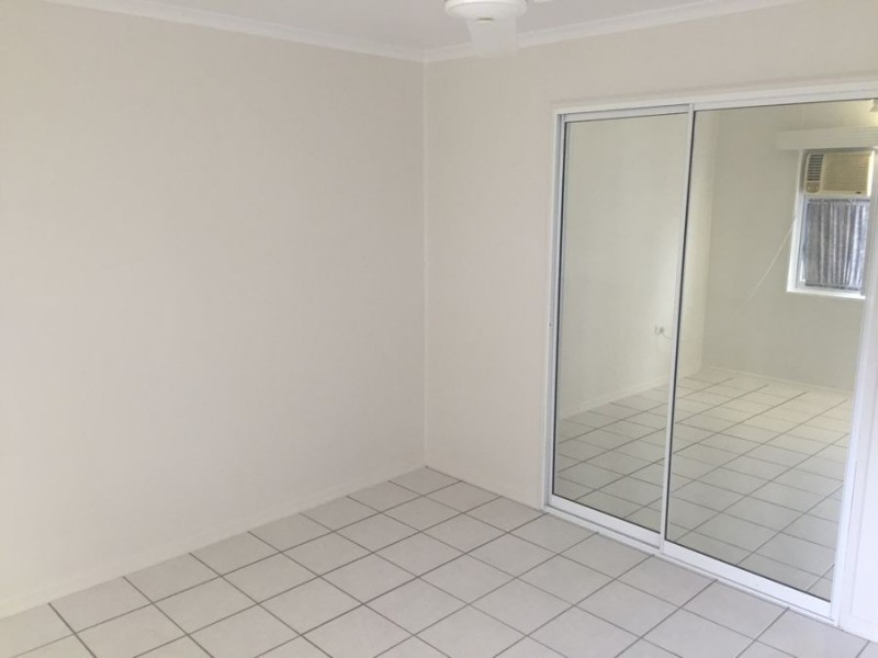 1/30 Fraser Ave, Cranbrook QLD 4814