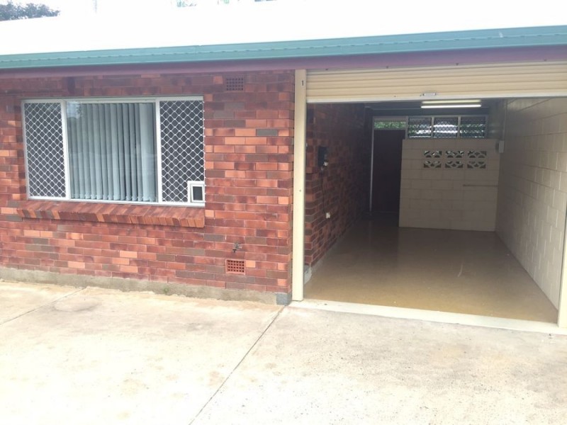 1/30 Fraser Ave, Cranbrook QLD 4814
