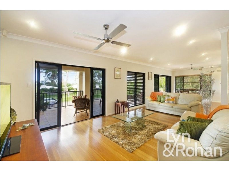 9 Coolan Court, Bushland Beach QLD 4818