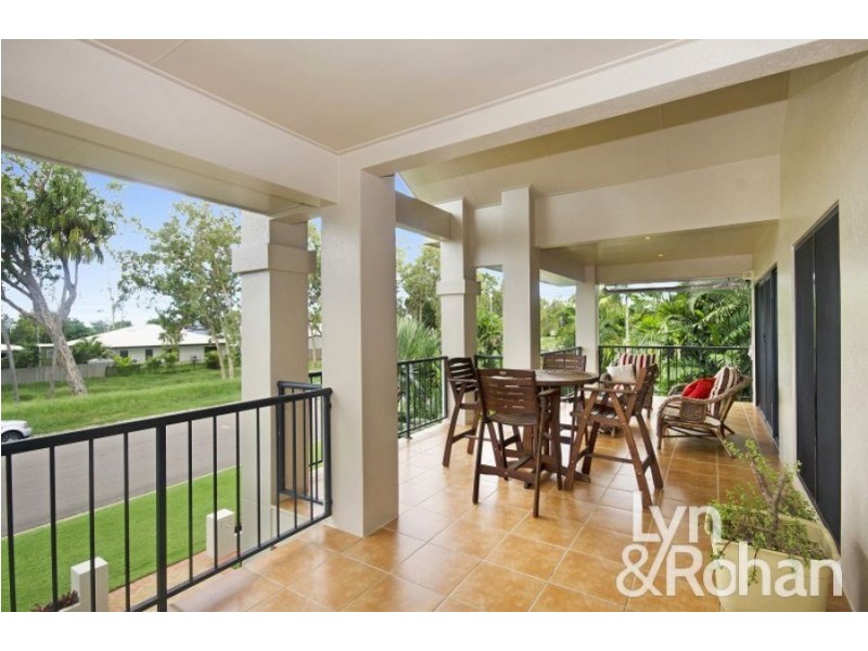 9 Coolan Court, Bushland Beach QLD 4818