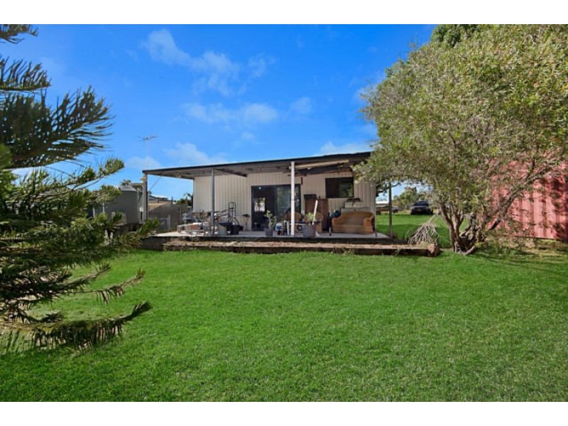 9 Lyons Crescent, Nome QLD 4816