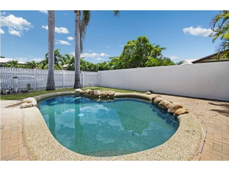 1/48 Lowth Street, Rosslea QLD 4812