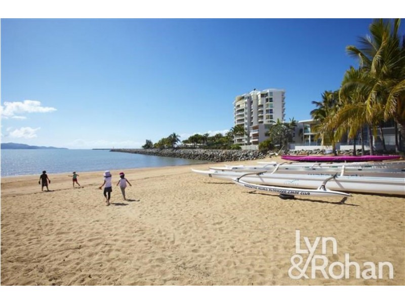 33/7 Mariners Drive, Townsville City QLD 4810