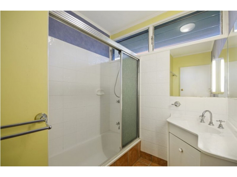 16 Jandera Street, Cranbrook QLD 4814