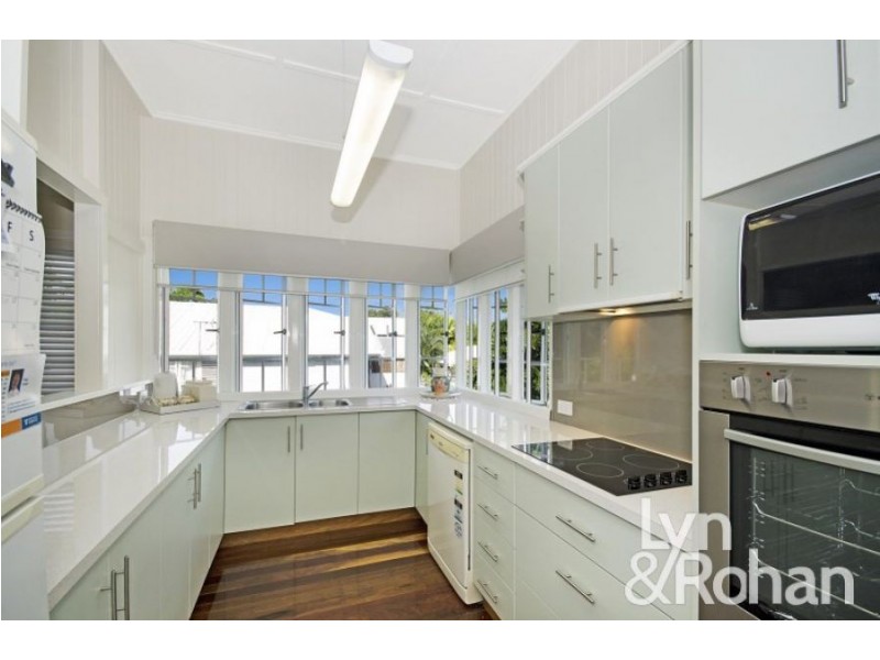 9 Dillane Street, Hyde Park QLD 4812