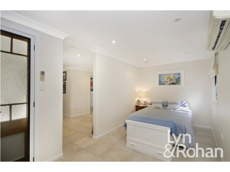 9 Dillane Street, Hyde Park QLD 4812