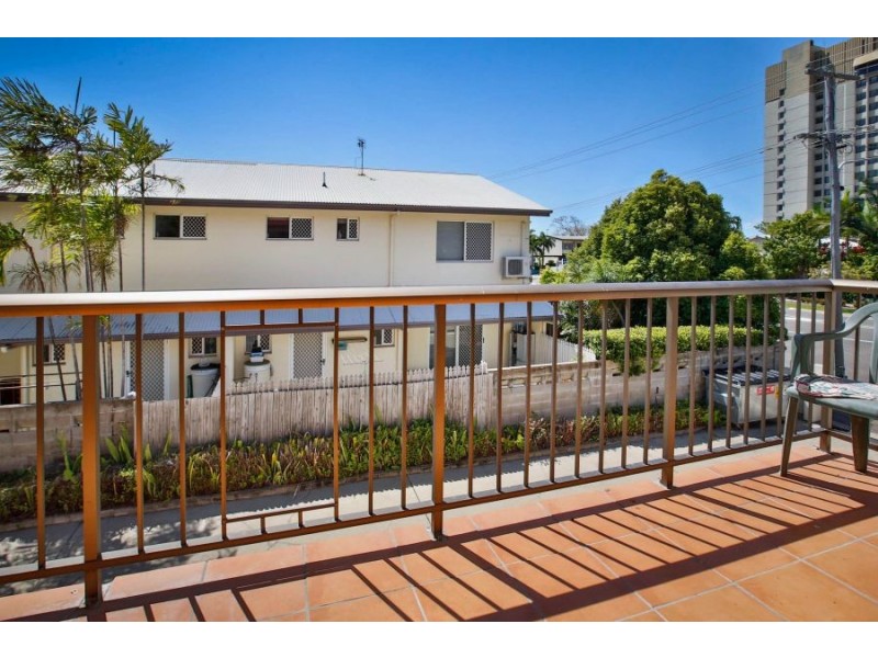 3/74 Mitchell Street, North Ward QLD 4810