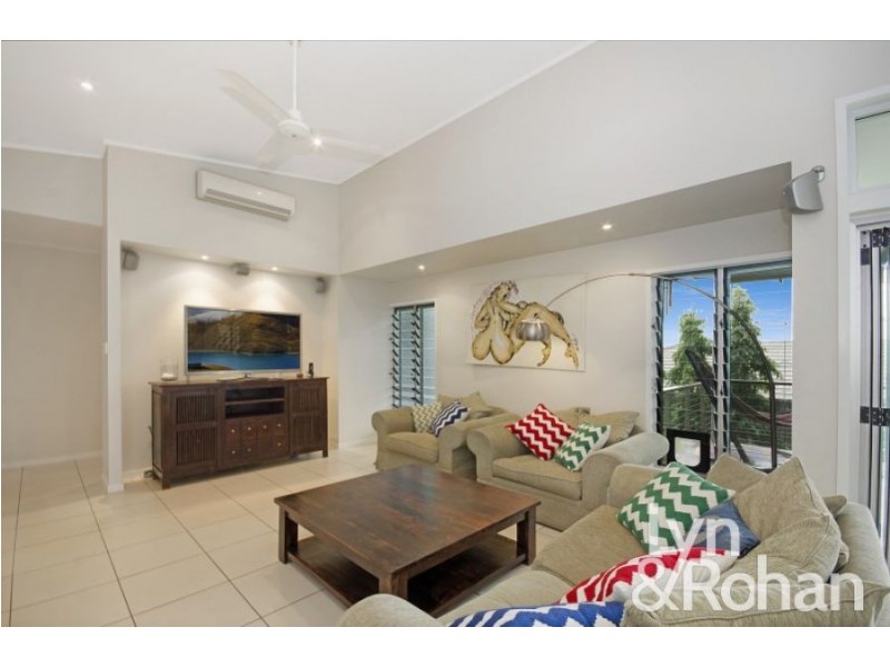 11 Cromwell Court, Mount Louisa QLD 4814