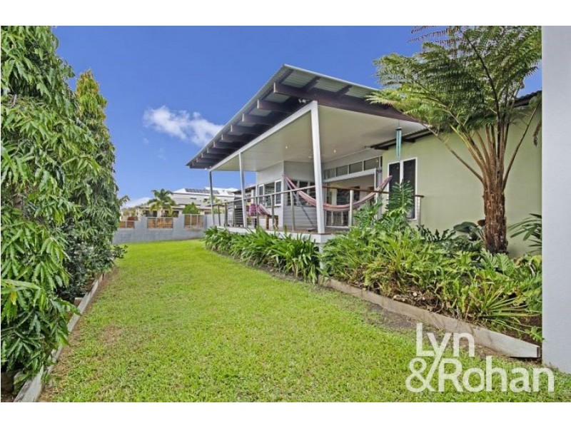 11 Cromwell Court, Mount Louisa QLD 4814