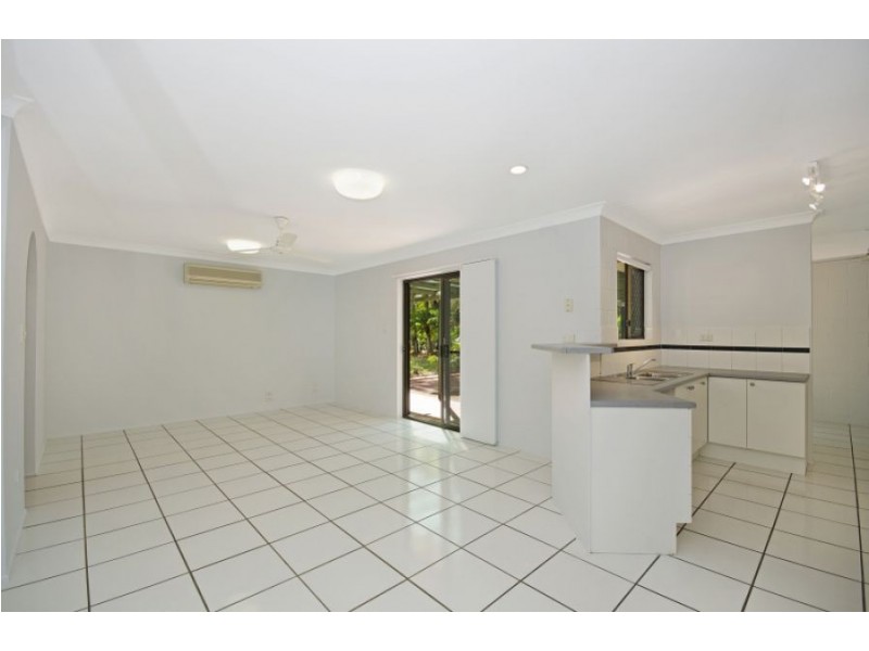 20 Mostyn Crescent, Bushland Beach QLD 4818