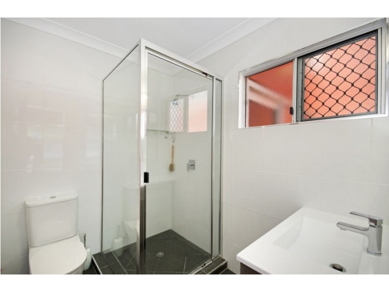 2/33 Quinn Street, Rosslea QLD 4812