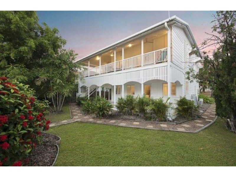 5 Flowers St, Railway Estate QLD 4810