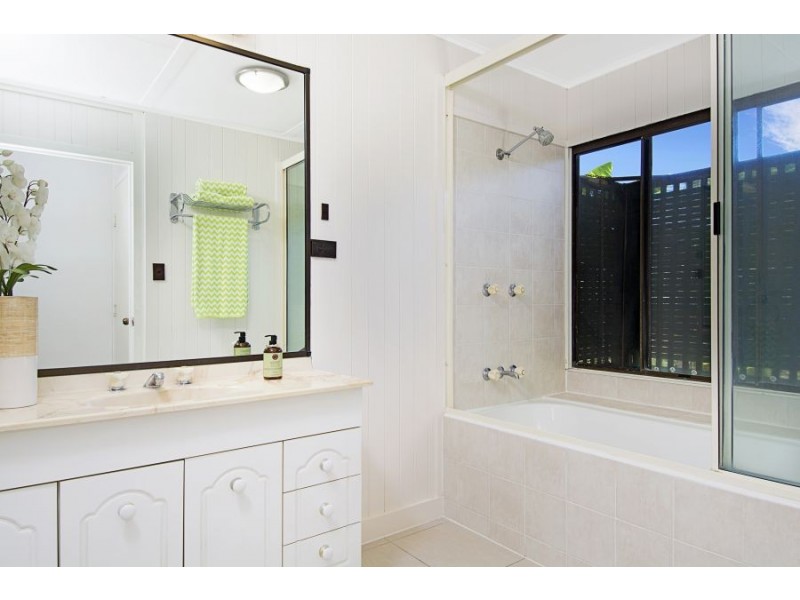 22 Casuarina Drive, Annandale QLD 4814