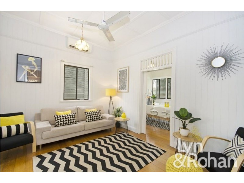 9 Princes Road, Hyde Park QLD 4812