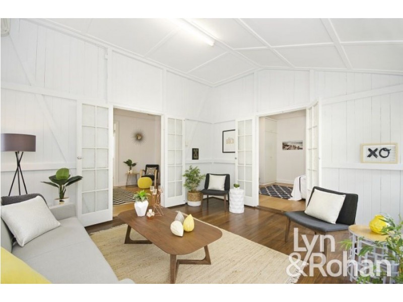 9 Princes Road, Hyde Park QLD 4812