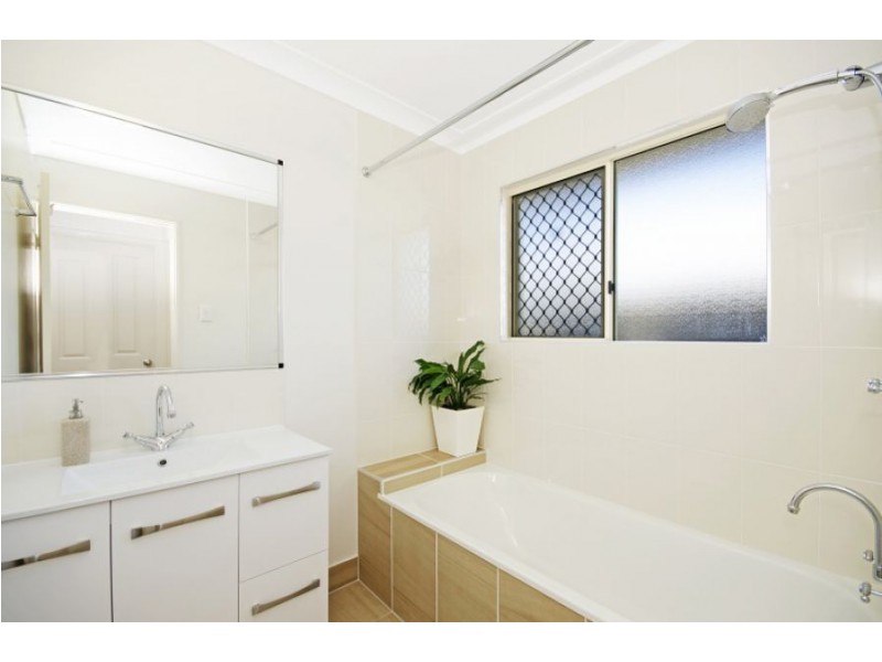 3 Mentmore Court, Bushland Beach QLD 4818