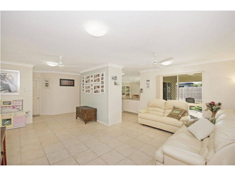 3 Mentmore Court, Bushland Beach QLD 4818