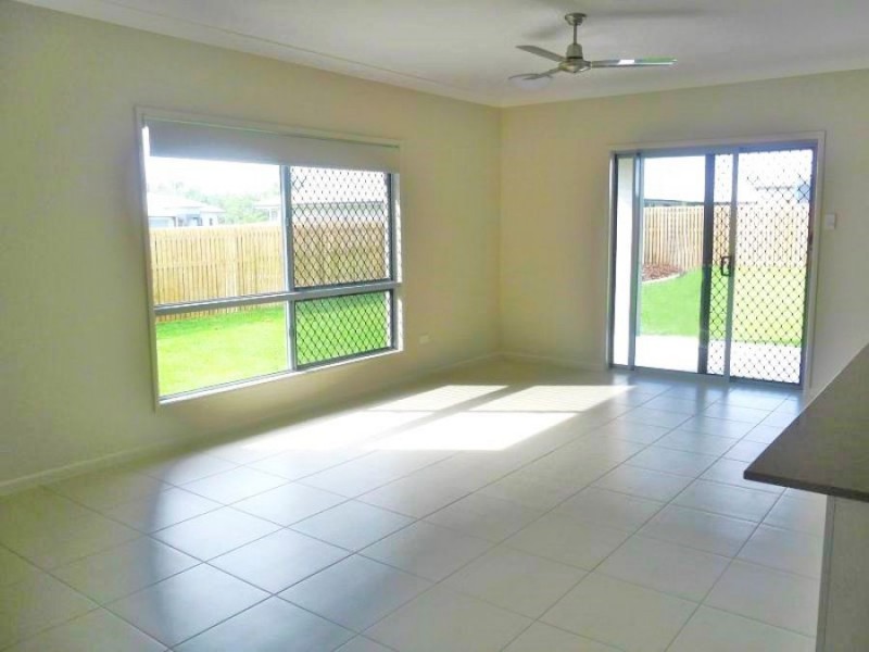 6 Izaro Circuit, Burdell QLD 4818