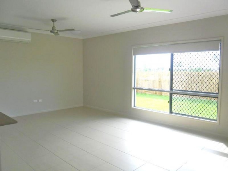 6 Izaro Circuit, Burdell QLD 4818