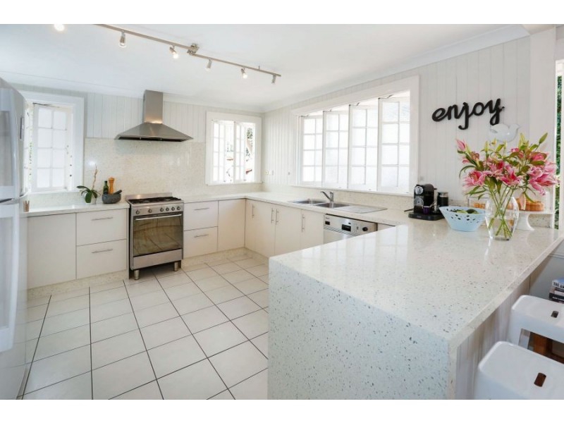 8 Kennedy Street, North Ward QLD 4810