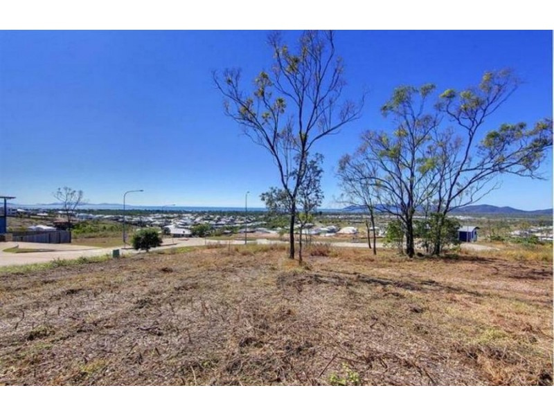 49 Goicoechea Drive, Bushland Beach QLD 4818