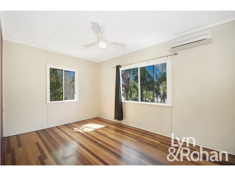 56 Tenth Avenue, Railway Estate QLD 4810