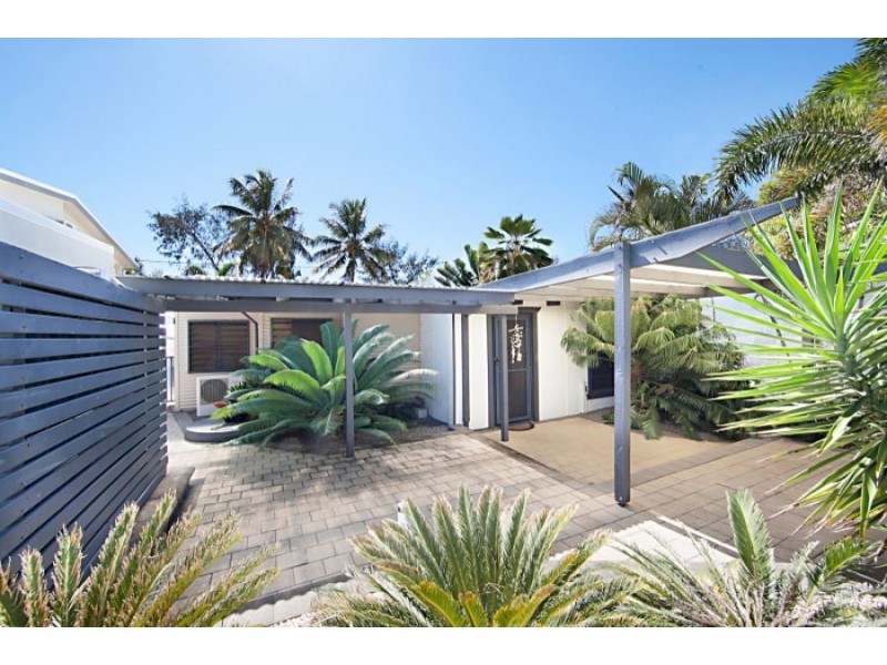117 Cay Street, Saunders Beach QLD 4818