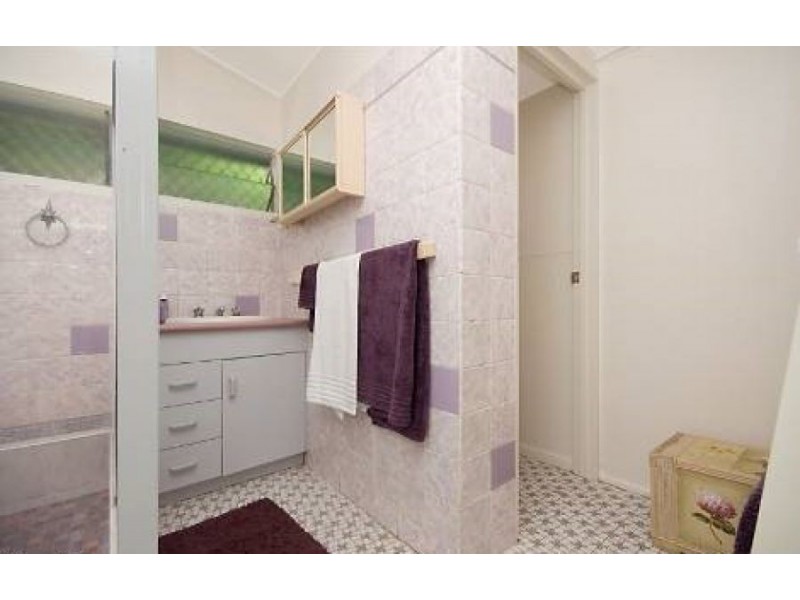 12 Stuart Street, North Ward QLD 4810