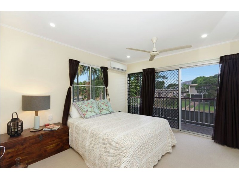 9 Healy Street, Mundingburra QLD 4812