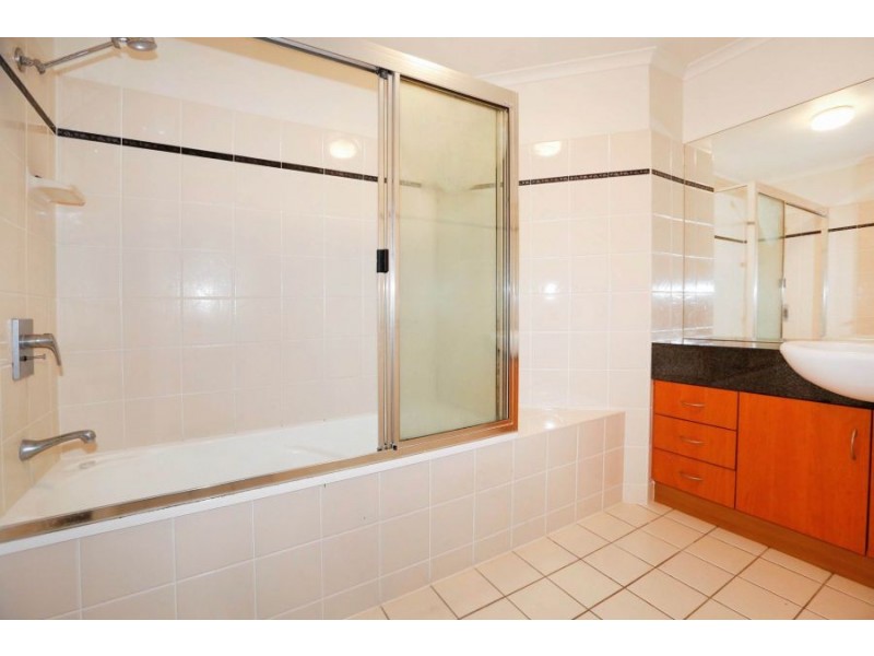 4/60 Mitchell Street, North Ward QLD 4810