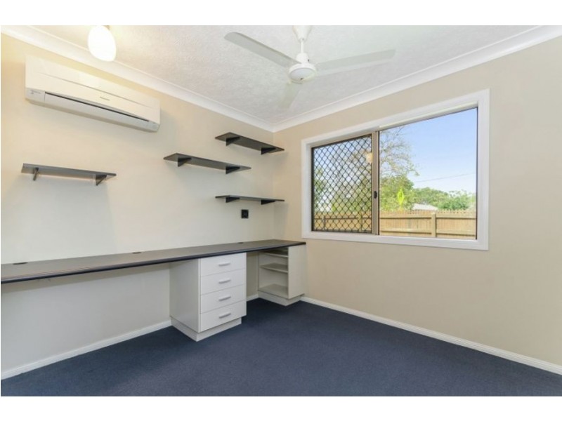 2 Redwood Avenue, Kirwan QLD 4817