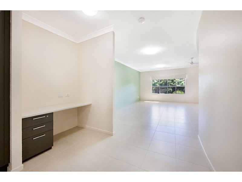 West End QLD 4810