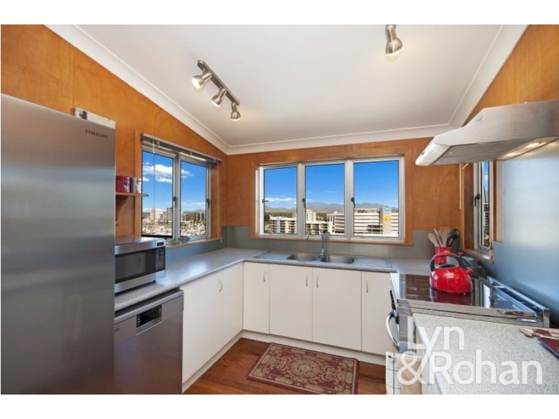 15 Melton Terrace, Townsville City QLD 4810