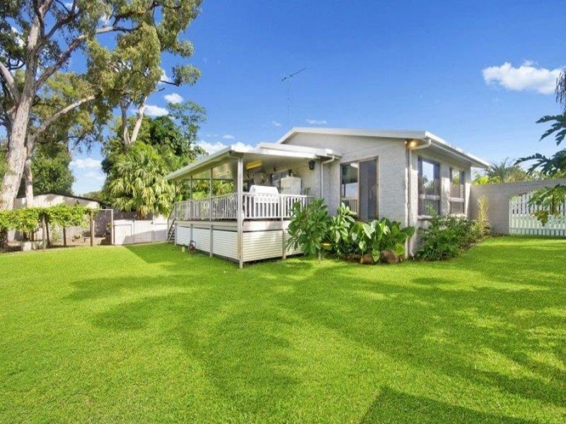 6 Lotus Court, Bushland Beach QLD 4818