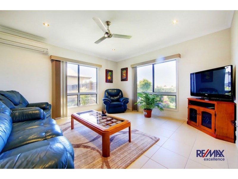 9 Waterfront Parade, Idalia QLD 4811