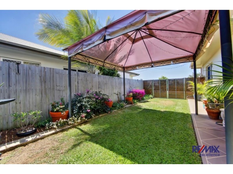 9 Waterfront Parade, Idalia QLD 4811