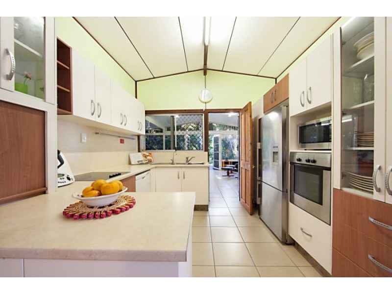 11 Champagne Crescent, Kelso QLD 4815